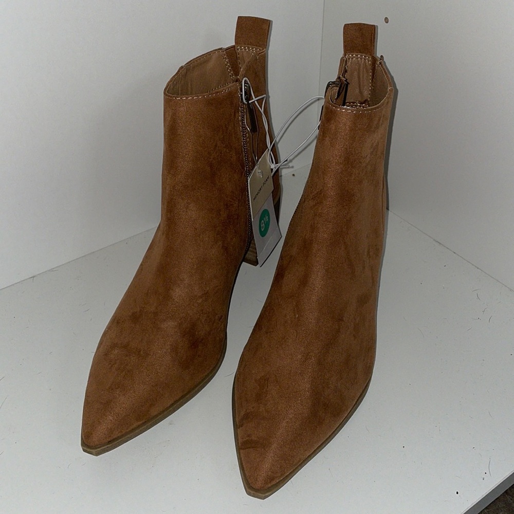 Camel Brown Pointy Heeled Ankle Booties
